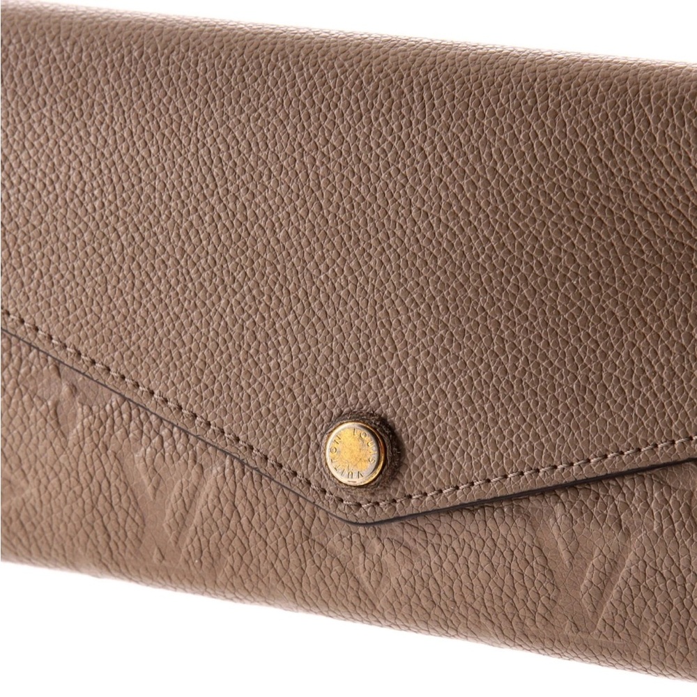 Louis Vuitton Sarah Women's Wallet/Clutch